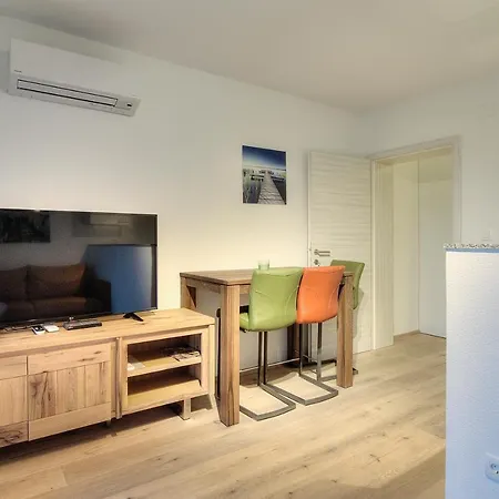 Bc Eleven - Mit Zentralheizung Apartment Senj  Exterior photo