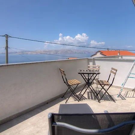 Bc Eleven - Mit Zentralheizung Apartment Senj  Exterior photo